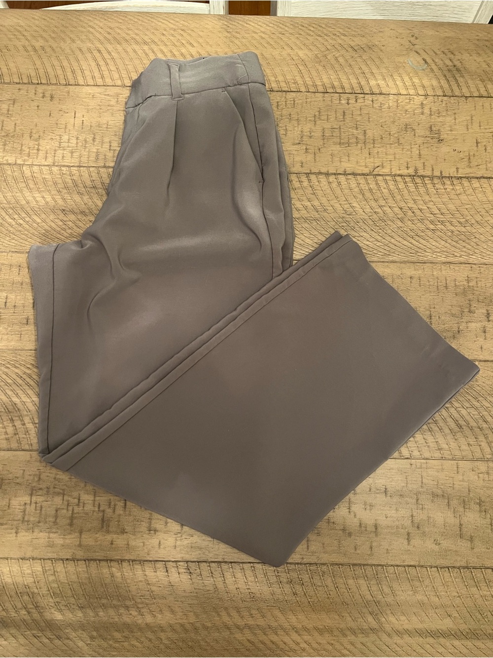 Women’s Wide-Leg Dress Pants in Gray